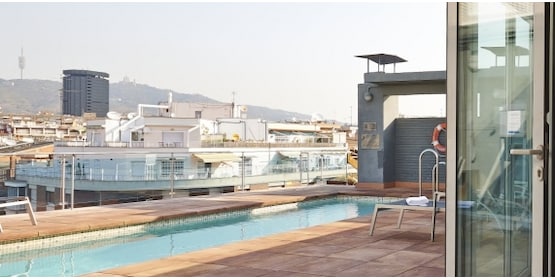Hotels with swimming pool